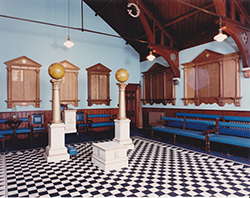 Temple 1990